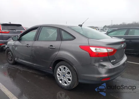 2012 Ford Focus Se из США, поврежденный, VIN 1FAHP3F2XCL353704